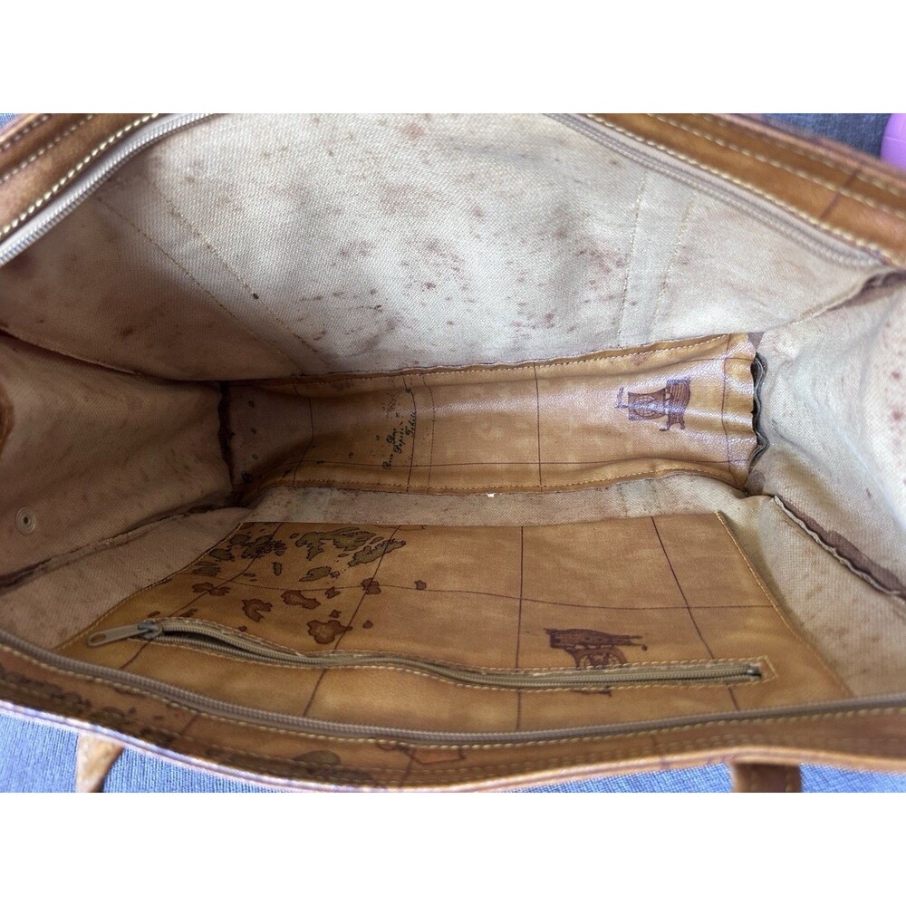 Alviero Martini Shoulder Bag - Picture 8 of 8
